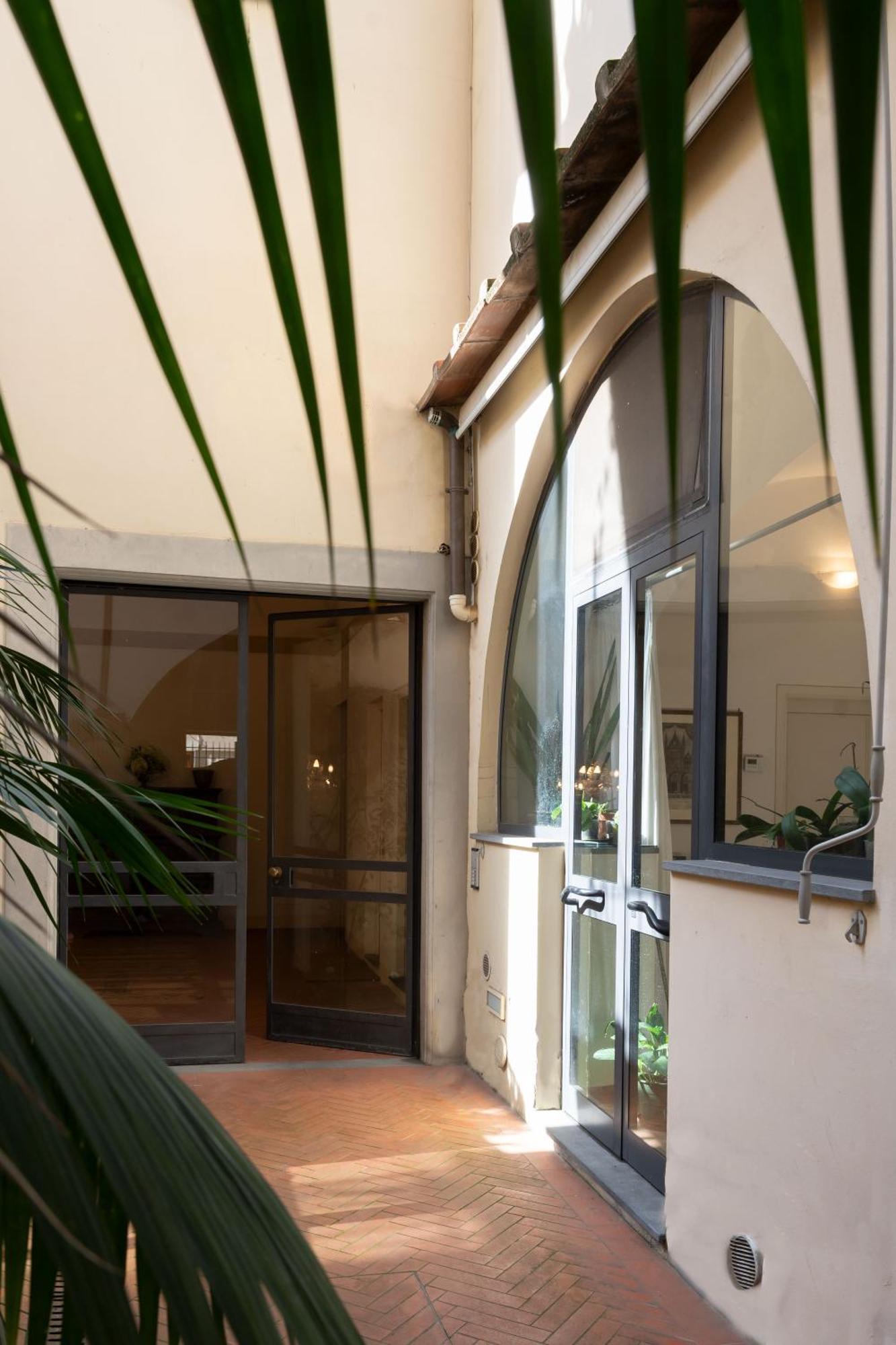 Characteristic Apartment In The Center Of Floransa Dış mekan fotoğraf